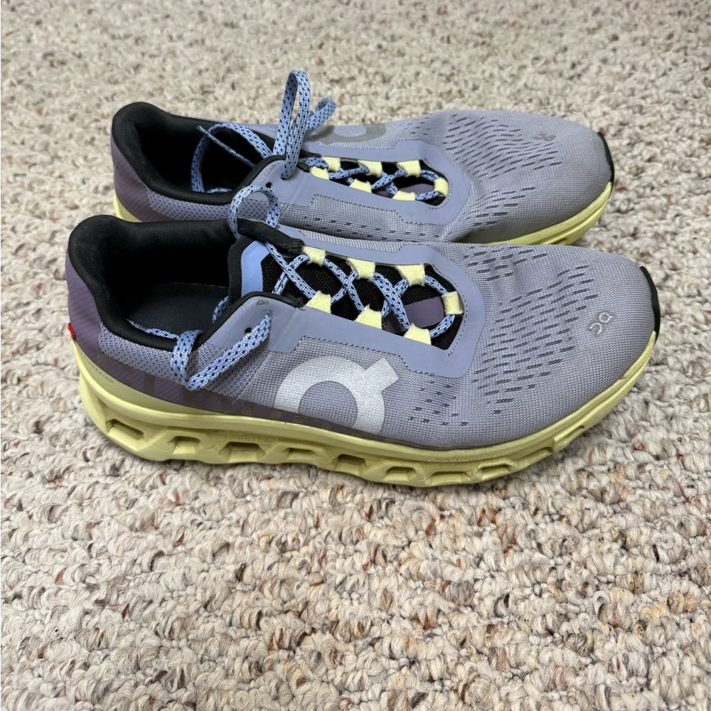 OnCloud monsters - On Running women’s Sneakers in Gray and yellow